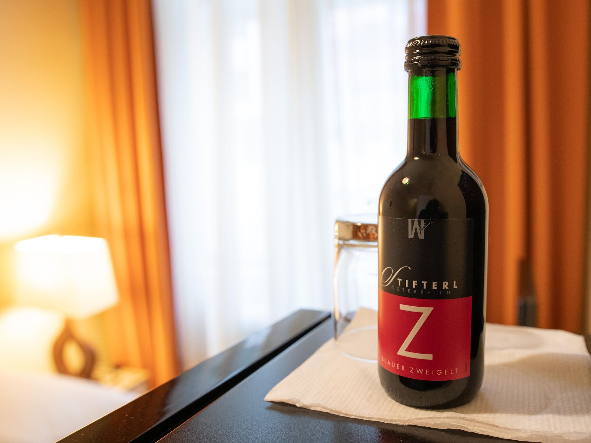 Pension Hotel Mariahilf Виена Екстериор снимка