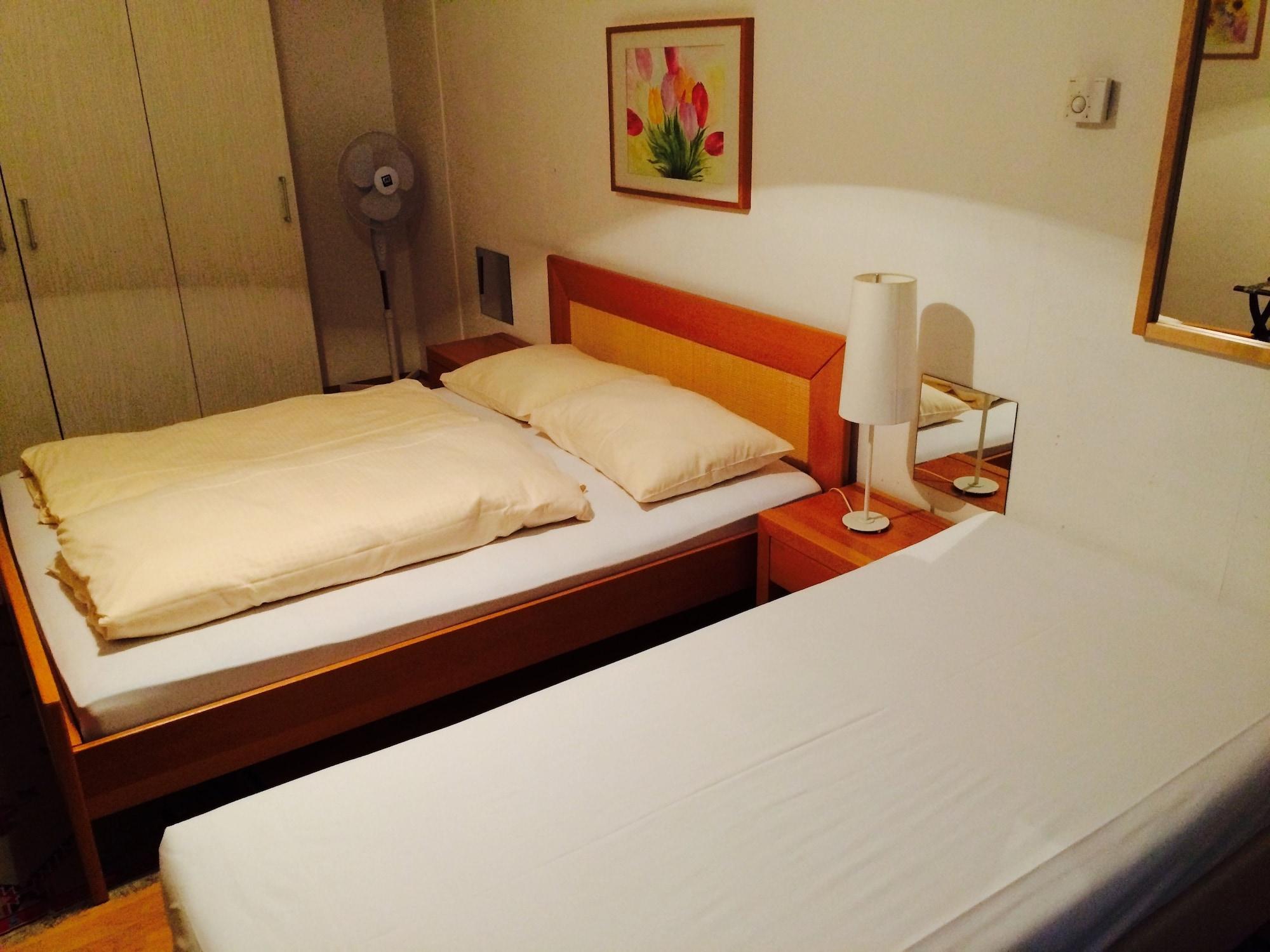 Pension Hotel Mariahilf Виена Екстериор снимка