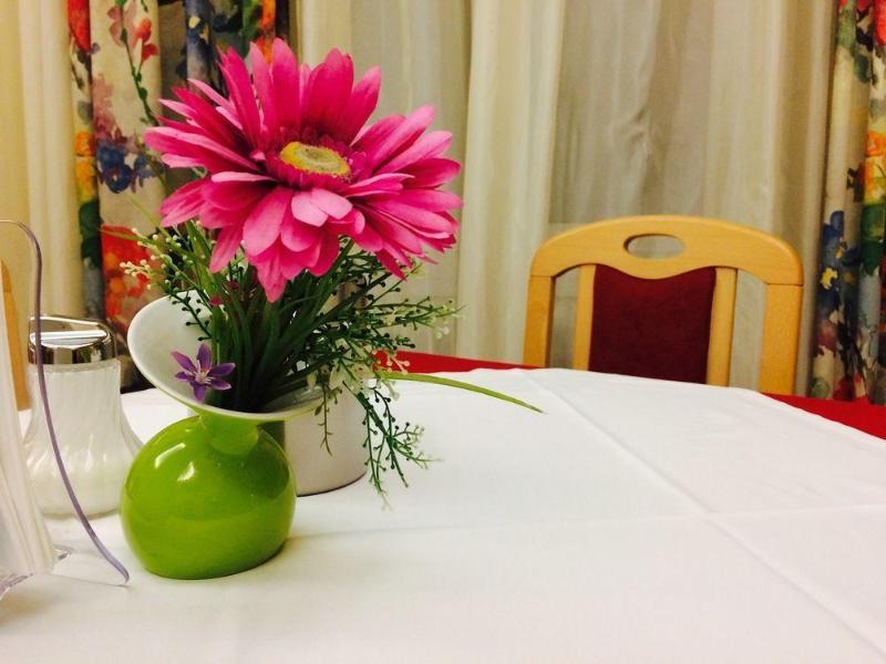 Pension Hotel Mariahilf Виена Екстериор снимка