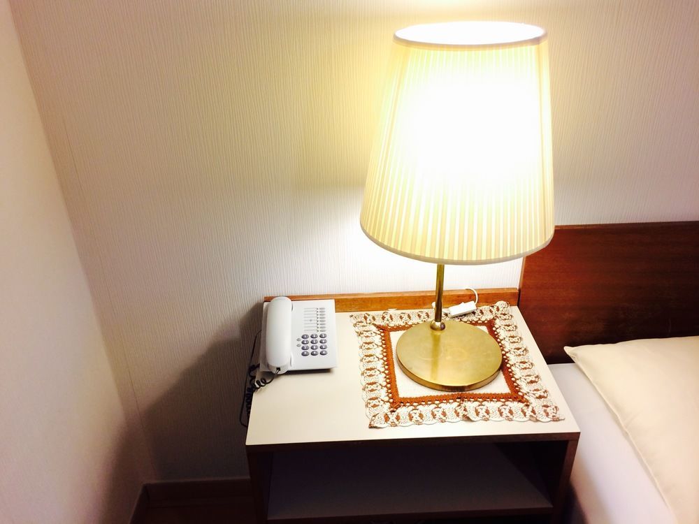Pension Hotel Mariahilf Виена Екстериор снимка